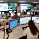 Les pirates pourraient rendre l'IA dangereuse plus sûre 1 Photo d'archive montrant une équipe du Centre national d'intégration de la cybersécurité et des communications (NCCIC) se préparant à un exercice de défense contre le piratage.